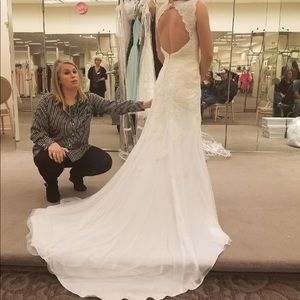 Trumpet wedding dress